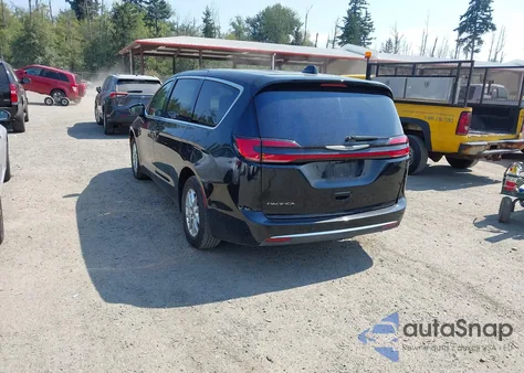 2024 Chrysler Pacifica Touring L z USA, uszkodzony, nr VIN 2C4RC1BG0RR162471